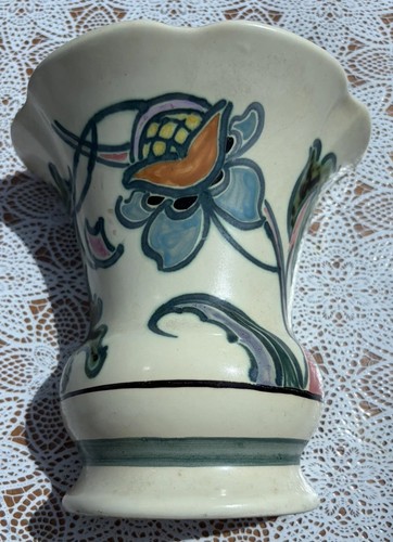 Handpainted honiton pottery - honiton,