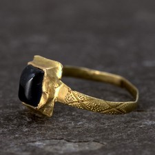 STUNNING GENUINE MEDIEVAL 20K GOLD SUGARLOAF SAPPHIRE RING DETECTOR FIND c1350