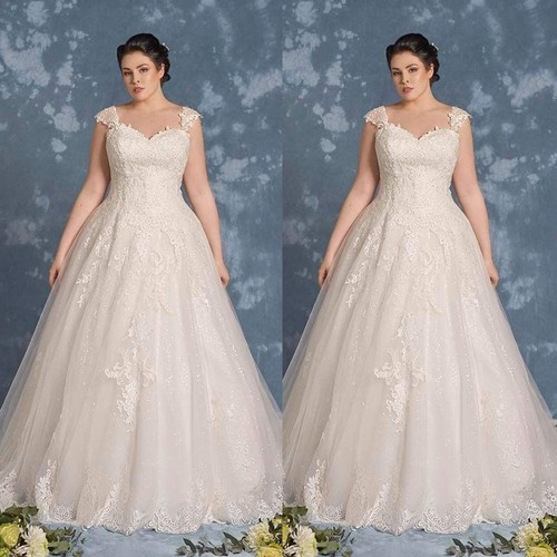 Plus size wedding - size, dresses