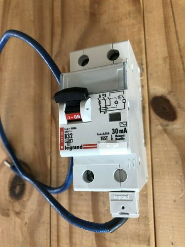 Legrand 32a 30ma curve 6ka - legrand,