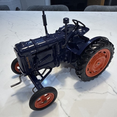 Diecast chad valley fordson - chad,