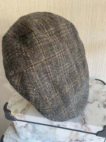 Grey tweed flat - grey,