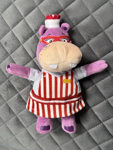 Doc mcstuffins hallie the - mcstuffins,