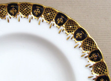 ROYAL CROWN DERBY HERALDIC