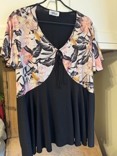 VGC Pretty Black Peach Floral Jersey Feel Afibel Top V Neck Stretchy Size 20