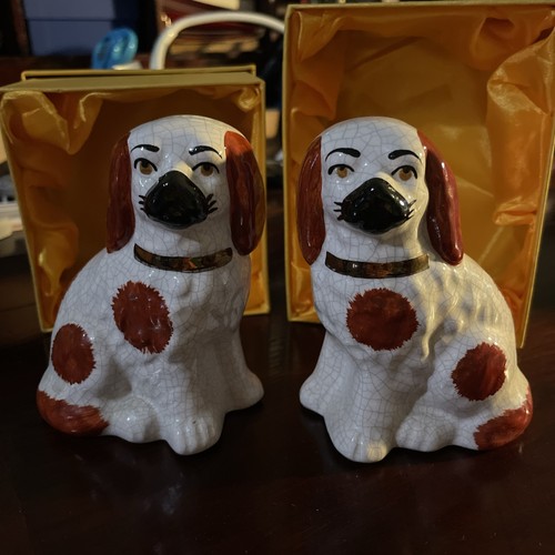 Staffordshire dog figures pair - dog,