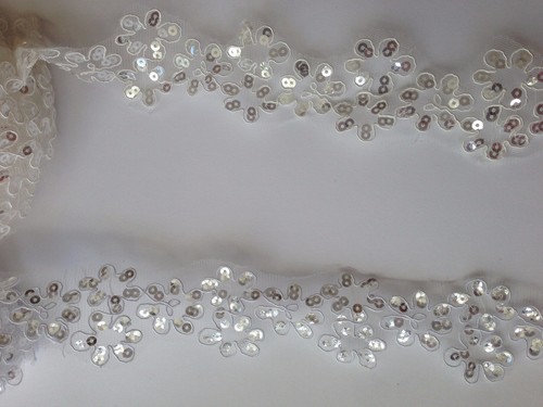 Wide sequins ivory - ,