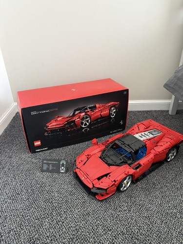 Ferrari daytona sp3 lego - ferrari,
