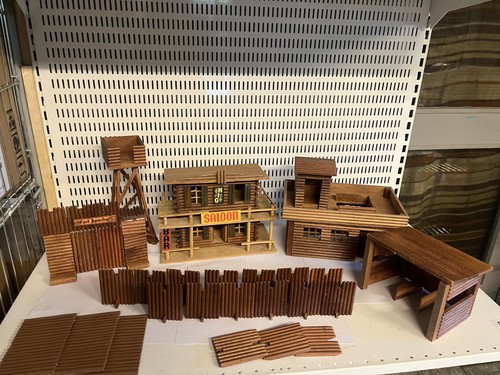 Vintage lincoln logs fort - vintage,