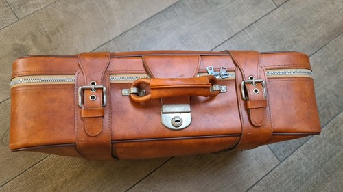 Vintage large tan - , suitcase