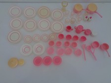 Vintage sindy doll plates - doll,