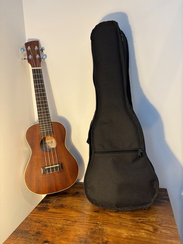 Brunswick ukelele immaculate - ukelele,
