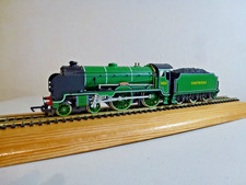 HORNBY R2018 SR SCHOOLS CLASS