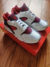 UK 9.5 - Nike Air Huarache Trainers White Red Oxide Black Varsity Red New
