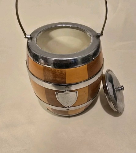 Vintage wooden barrel - vintage,