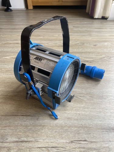 Arri 650 plus 650w tungsten - 650,