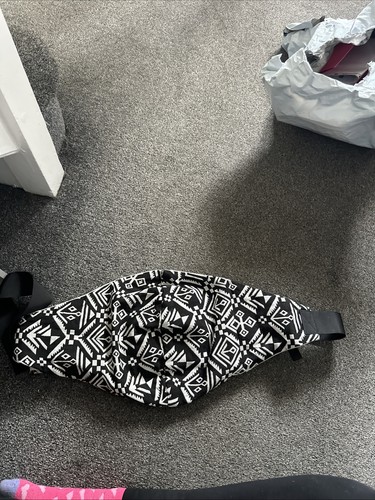 Baby travel sitting sling - sitting,