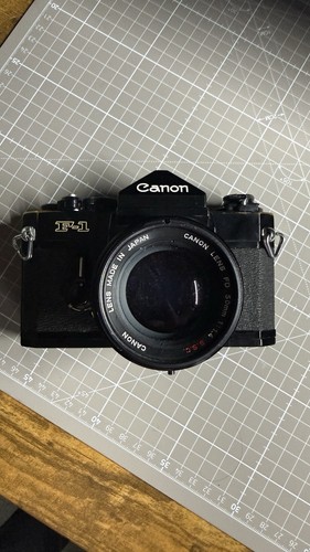 Canon black slr - canon, film