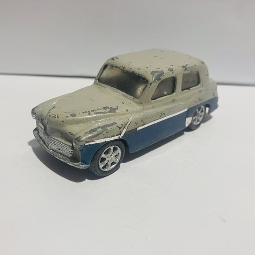 Vintage dinky toys 154 - toys,