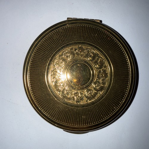 Vintage kigu powder compact - vintage,