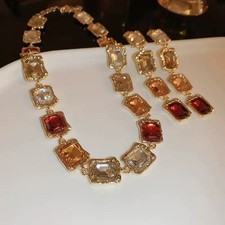 Bold Vintage-Style Statement