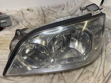 Kia Sedona Passenger Headlight