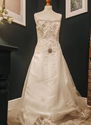 Veromia ivory wedding dress - veromia,