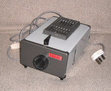 Gnome Insta-Classic IQ Photo Slide Projector Iodine Quartz - Film Photography z6