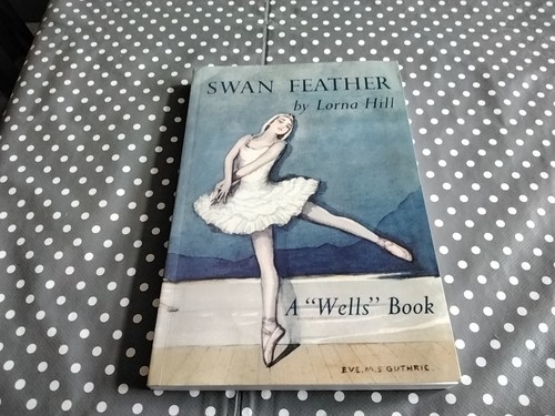 Swan feather lorna hill - feather,