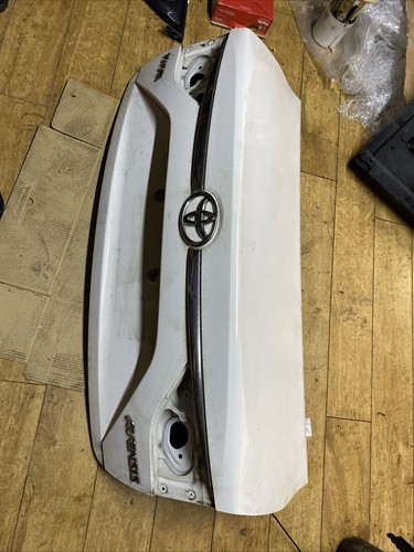 Toyota avensis boot lid - boot,
