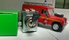 LIGHTS/HEATER Toggle Switch