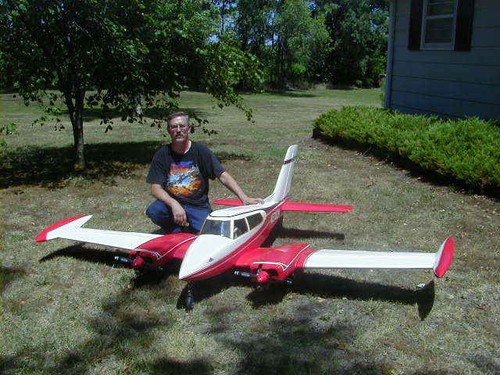 Scale bud nosen cessna 310 - 1/4,