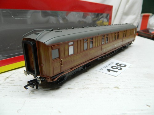 Hornby teak 6ft 1st - 00,
