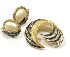 Vintage stamped Trifari Gold