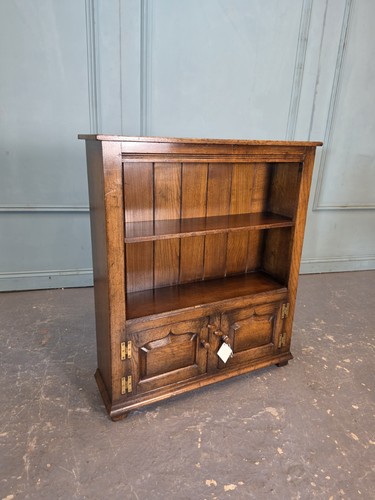 Old charm oak bookcase - old,