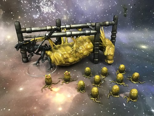 Alien style queen chamber - queen's,