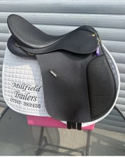 17.5 Black Wintec Vsd with Cair Adjustable Gullet  Narrow To Extra Wide