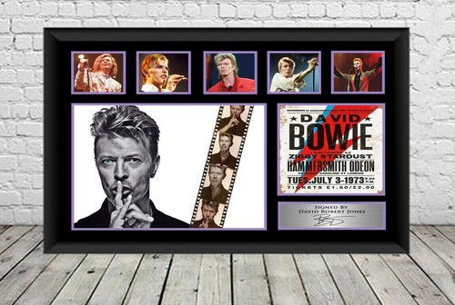 David bowie signed photo - david,