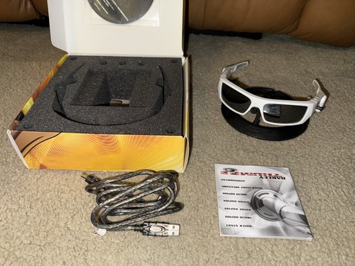 Oakley sunglasses thump mp3 - sunglasses,