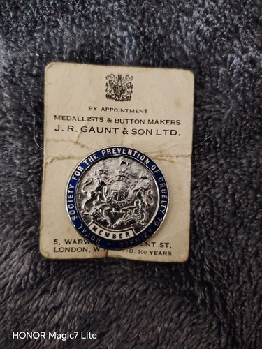 Pin badge rspca old - rspca,