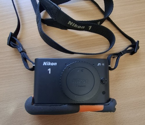 Nikon digital camera body - nikon,
