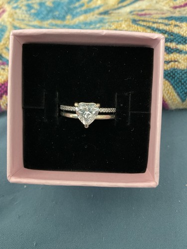 New pandora ring - new,