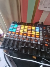 Akai APC40 MK2 – Excellent