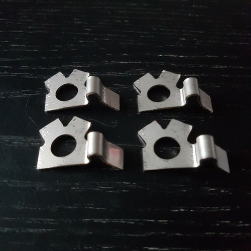 Anti roll bar locking - locking, tabs