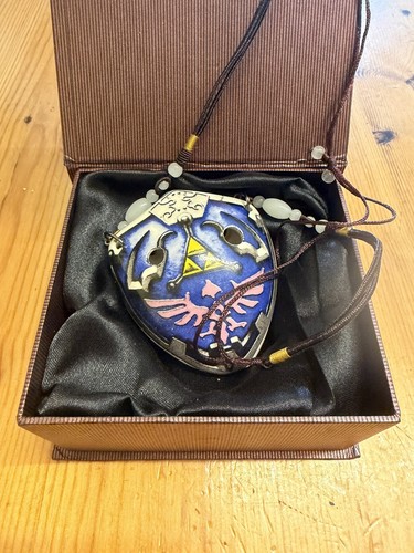 Songbird ocarina hylian - hylian, shield