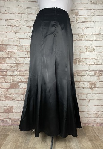 Black shiny satin - black,