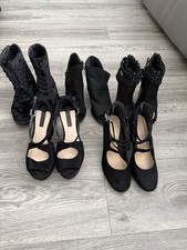 Women’s Size 4 Shoe / High