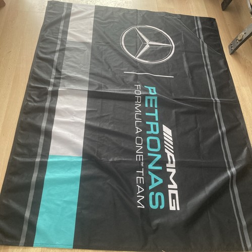 Mercedes amg petronas team - )mercedes,