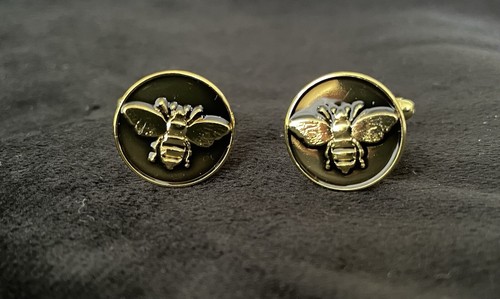 Bee gold and black cufflinks - gold,