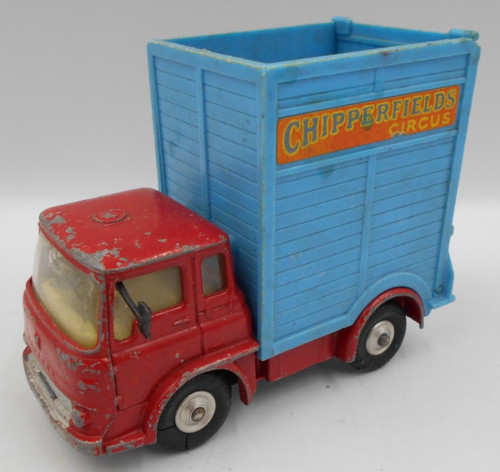 Corgi toys 503 chipperfields - toys,